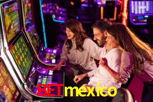 Escena dinámica inspirada en casino con iluminación Betmexico, cartas, fichas e íconos de juegos digitales en un espacio moderno de juegos.